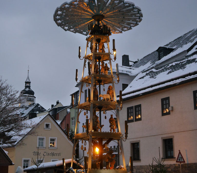 Ortspyramide in Schwarzenberg